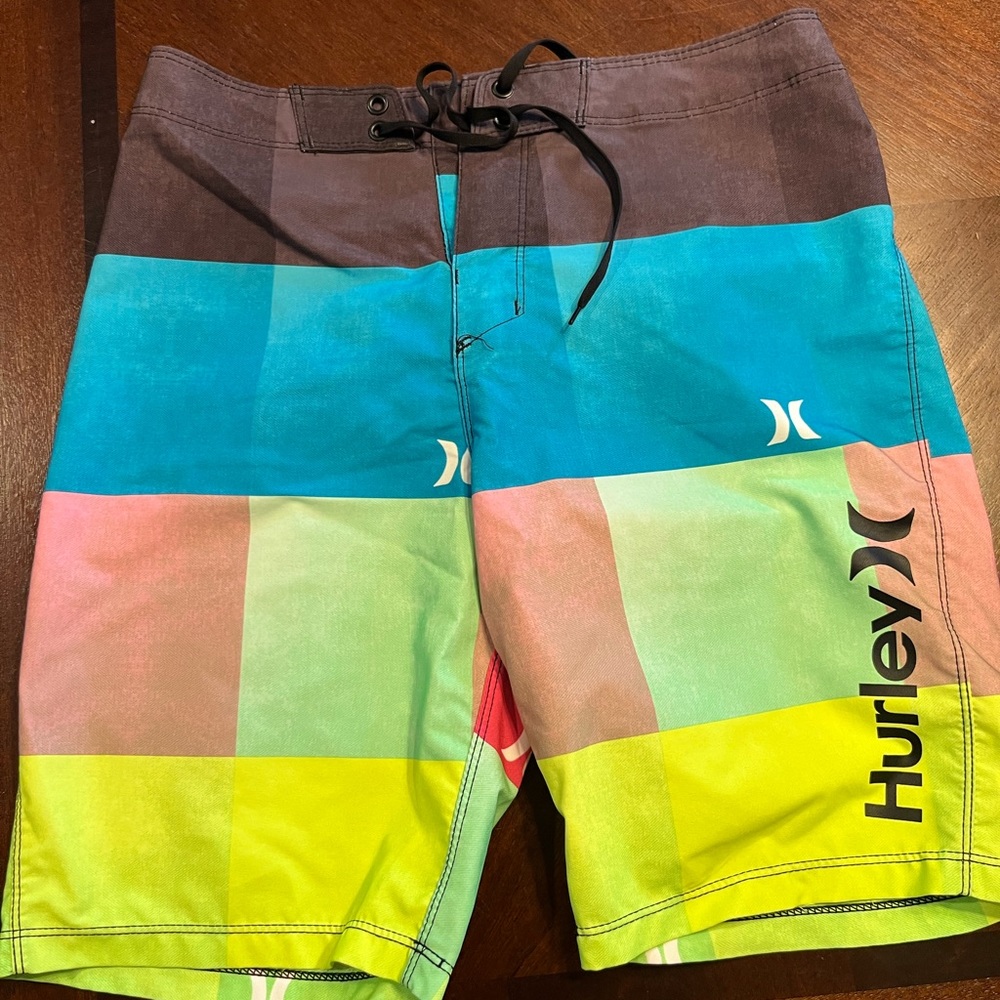 Hurley shorts